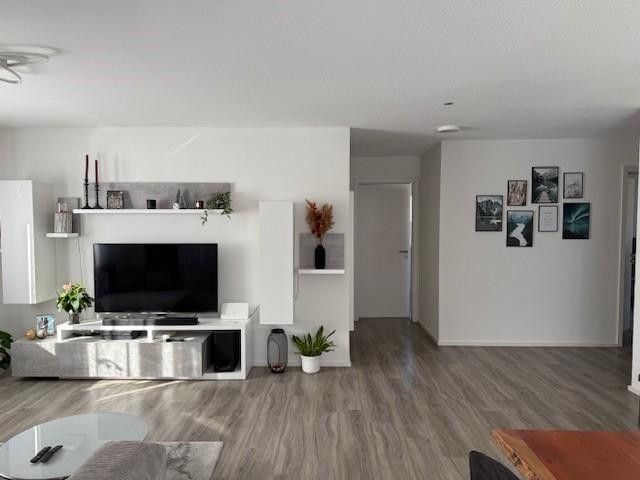 Einziehen und Wohlfühlen: Moderne 3,5-Zimmer Wohnung mit Terrasse in Sulz a.N. - Holzhausen – Foto 4