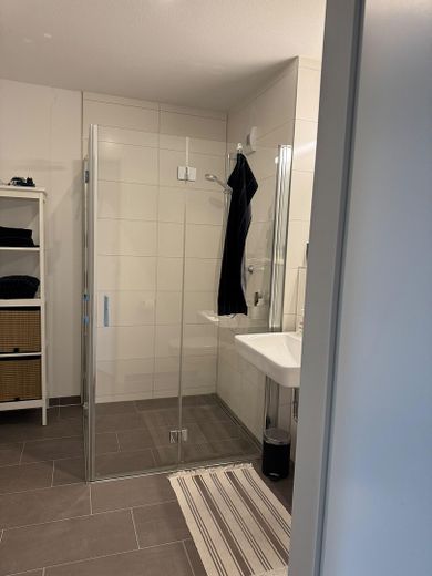 2-Zimmer Wohnung im beliebten Marina Quartier HC52 – Duschbad