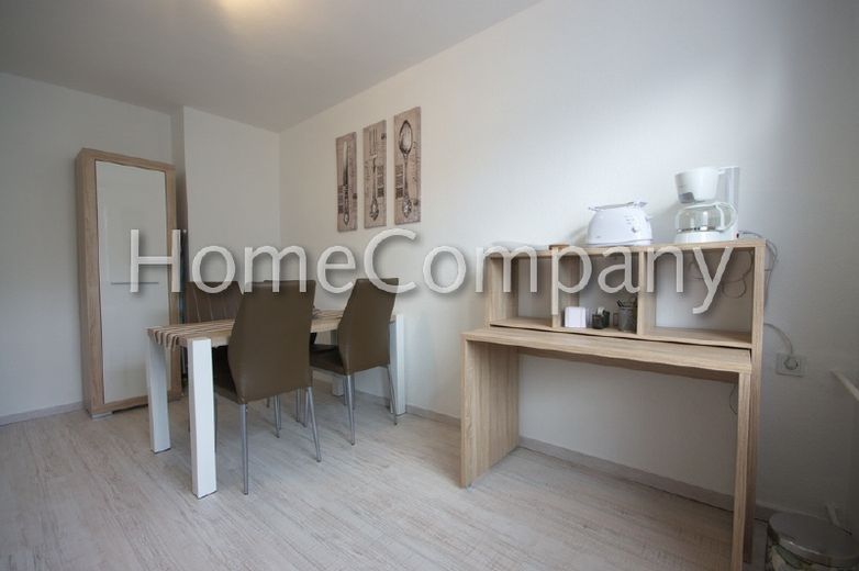 Helle Wohnung mit Laminatboden, W-LAN, zentral und ruhig in Gelsenkirchen gelegen – fb95c8d25caac6e98b4ee4a1e47165a34c09dbf0.jpg