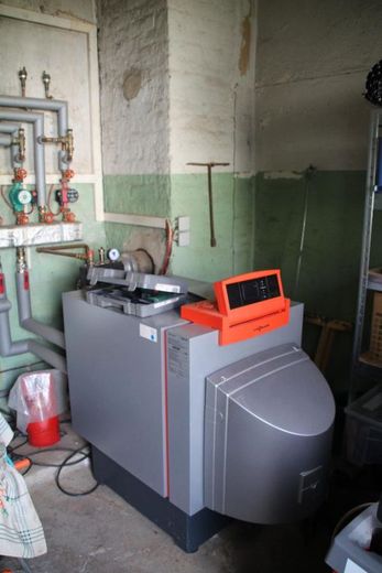 Direkt am Markt ! Gut erhaltenes WGH mit Garage, Sauna uvm. - Prov.Frei. – Bild 10