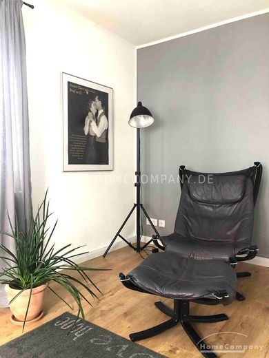 27018 HomeCompany Dresden Möbliert/Furnished 2-Zimmer-Apartment mit Balkon in Dresden-Nickern max. 1 Person – 32745e42dce8808a009a6ac9db51cdfdeeed2bf3.jpg