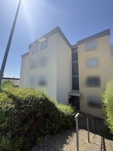 Jasne mieszkanie na poddaszu z 4,5 pokojami, panoramicznym widokiem na dalekie okolice i położeniem przy skraju lasu – Zdjęcie 14