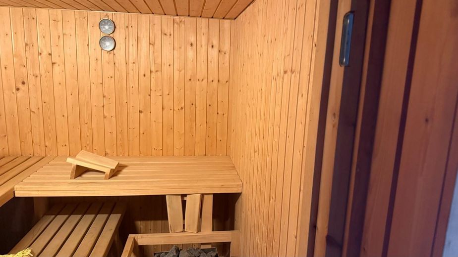 Sehr schönes Einfamilienhaus mit Schwimmbad und Sauna in Heilbronn – Foto 13