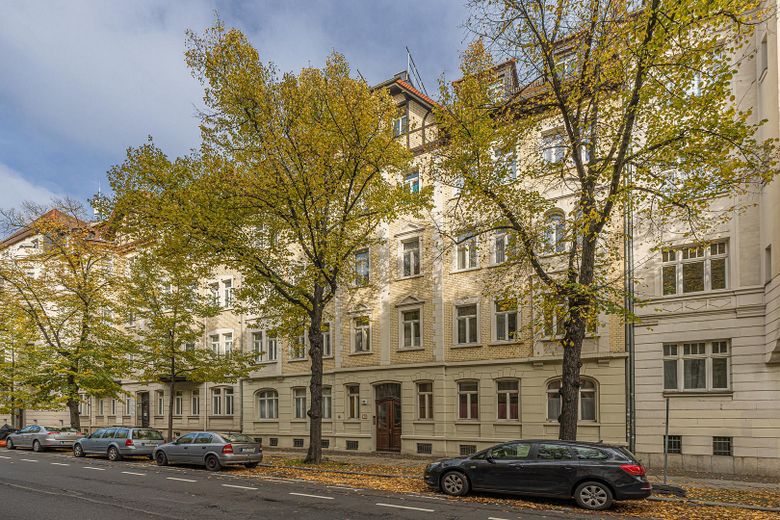 *Sofort bezugsfrei: Modernisierter 2-Zimmer Altbau in Leipzig Gohlis | Provisionsfrei | 4,25% AfA* – Haus Straßenansicht