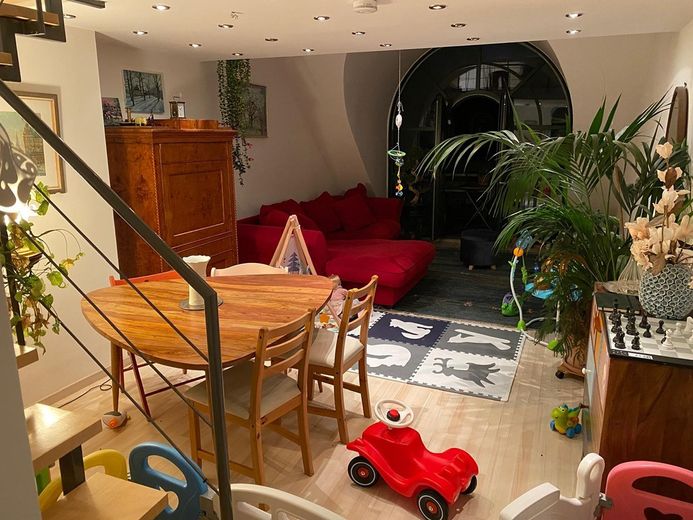 Dachgeschoss-Galerie-Wohnung in Feldmoching – Foto 2