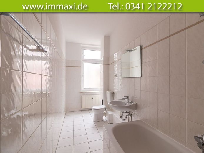 NEUSTADT + 3 RAUM MIETWOHNUNG + ZENTRUMSNAH + AB MAI 2026 – Badezimmer