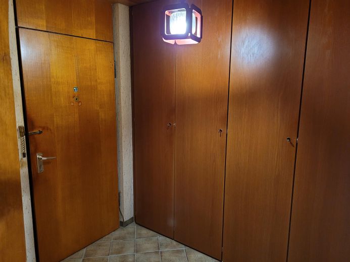 Diele mit Einbauschrank