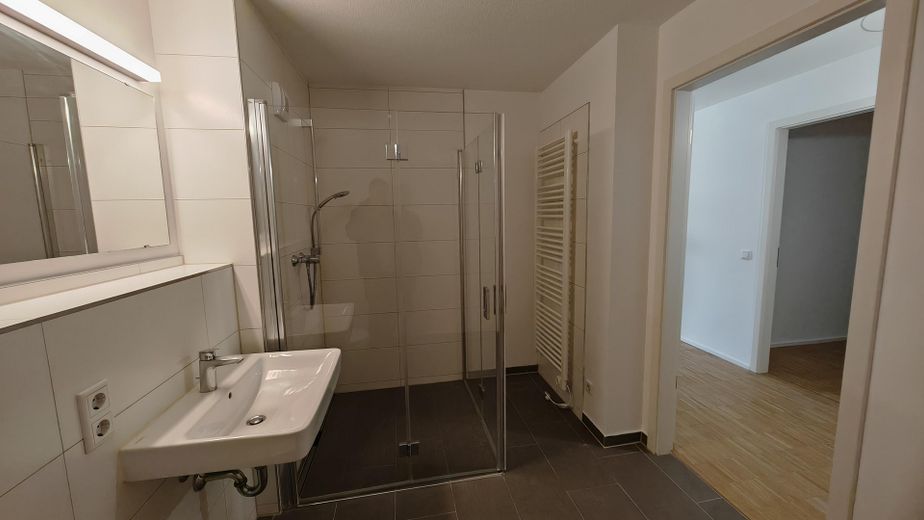 2 Zimmer-Wohnung im Marina Quartier Regensburg HC06 – Bad