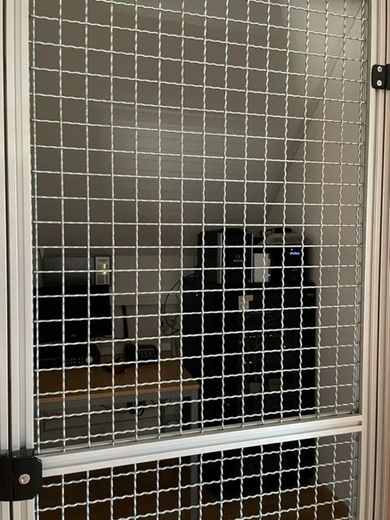 Autarke Business-Residenz NRW in Autobahnnähe: Wo Innovation auf Expansion trifft (PROVISIONSFREI) – verriegelbarer Serverraum OG