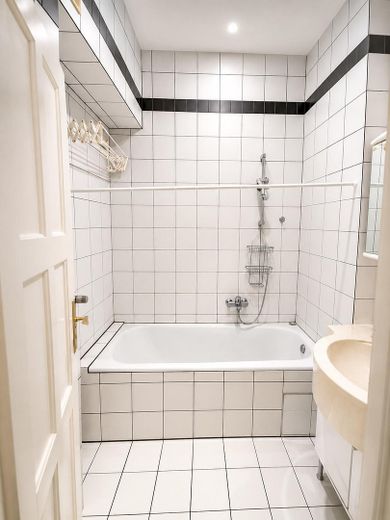 Sprzedaż prywatna bez prowizji dla pośrednika – Badezimmer