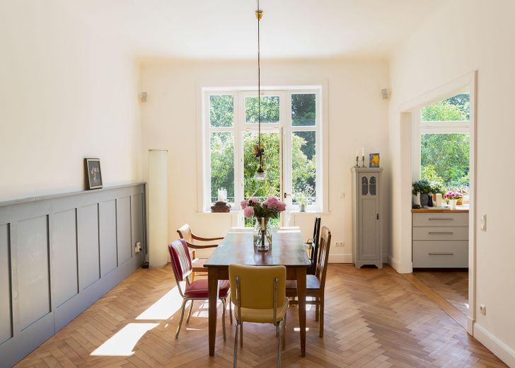 Großzügiges Familienhaus am Stadtpark – Offener Wohn-Ess-Bereich