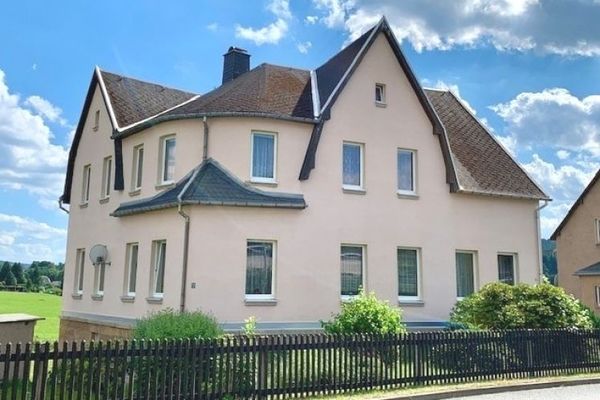 Room for a large family !