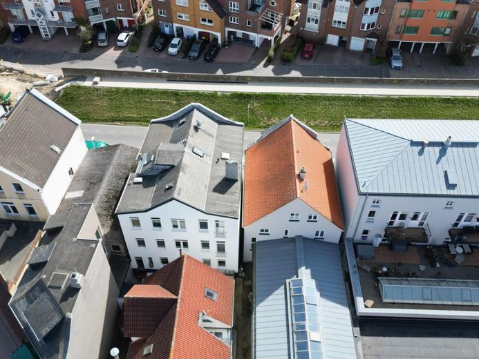 5 Einheiten | Seltene Kapitalanlage direkt am Hafen
von Cuxhaven, Lotsenviertel – von oben