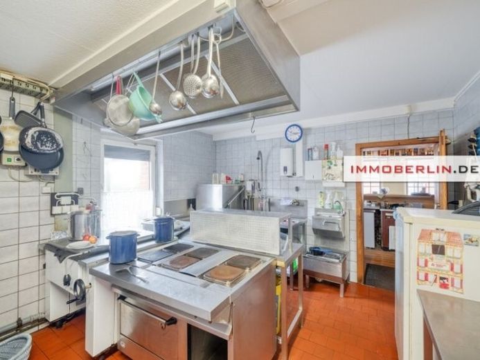 IMMOBERLIN.DE - Sehr attraktives Gewerbe- und/oder Wohnhaus mit Ferienwohnungen u.v.m. – Foto 1