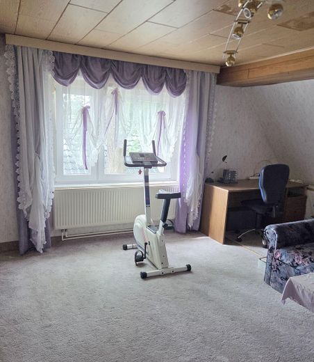 Zwei Wohnhäuser auf einem Grundstück - viel Platz für Familie, Vermietung oder eigenes Büro – Foto 10