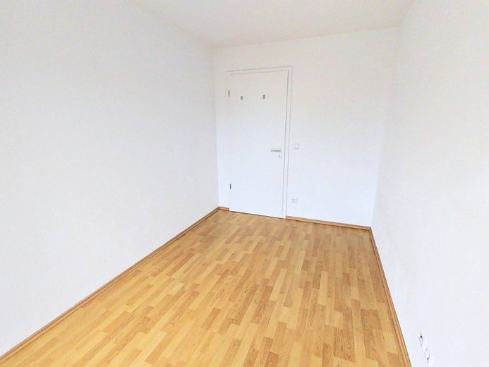 Moderne 3-Zimmer-Wohnung mit großem Balkon! – Ansicht II: Schlafzimmer II