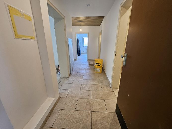 Exklusive 2-Zimmer-Wohnung mit Loggia und Einzelgarage – Erstbezug nach hochwertiger Renovierung – Foto 3