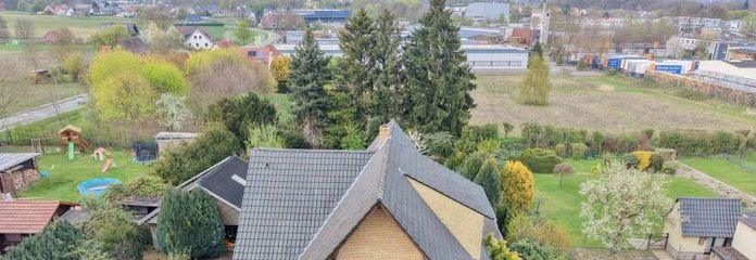 Burası tam size göre bir tadilat fırsatı. Burada istediğiniz gibi kendinizi geliştirebilirsiniz. 1500 m2 arsa!
