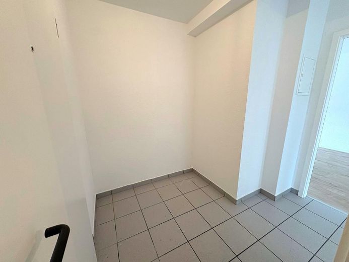 Gemütliche 2-Zimmer Wohnung zur Selbstnutzung oder Kapitalanlage | Provisionsfrei – Abstellfläche Diele
