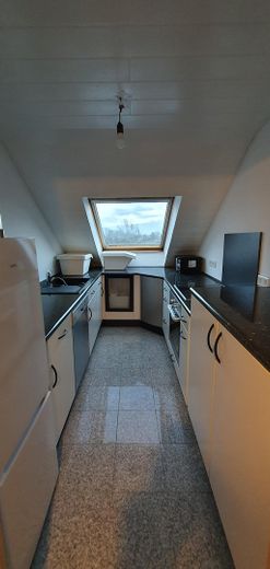 Gepflegte 3-Zimmer-Dachgeschosswohnung in Mönchengladbach-Venn – Küche