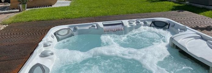 Whirlpool im Garten