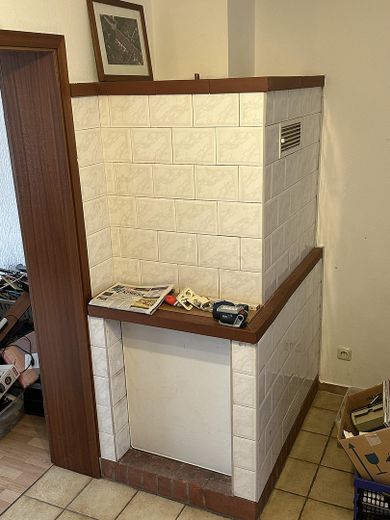 Großzügiges Reihenmittelhaus mit Kaminoption, Garage, Keller & Glasfaser in Kiel-Russee – EG Ofen außer Betrieb