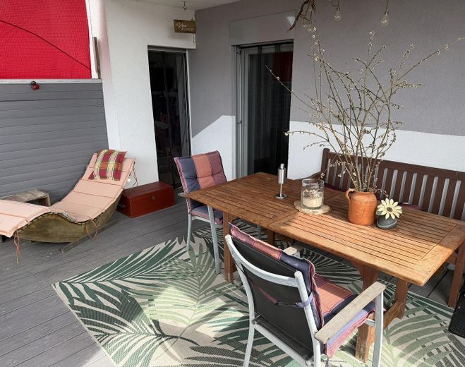 Wackersdorf / Meldau – Großzügiges Ein-/Zweifamilienhaus mit Einliegerwohnung und PV-Anlage – Balkon
