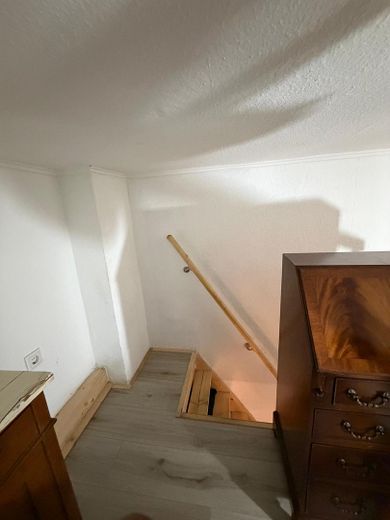 ++छोटा, सुंदर, नेकर्स्टाट वेस्ट में मेरा++ – Treppe z. Schlafbereich