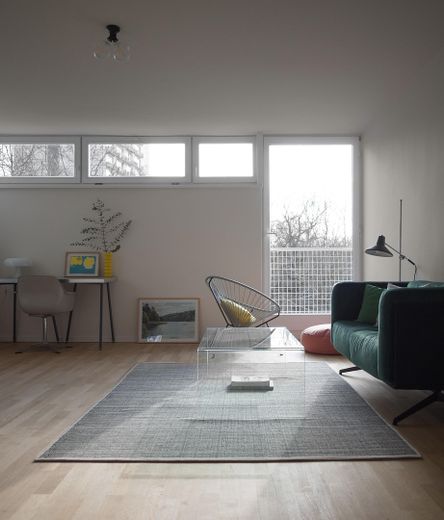 Interbau 1957 en el barrio Hansaviertel: 49,5 m² llenos de luz en la 3.ª planta | sin comisión – Wohn- und Schlafbereich