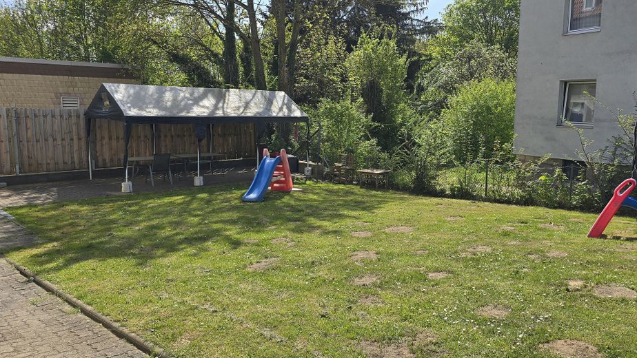 (H17404) Günstig, großzügig & gut gelegen! – Garten zum Entspannen