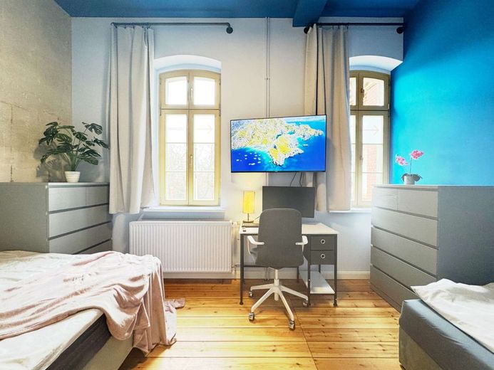 Design trifft Natur - Ferien-Wohnung am Kanal für bis zu 8 Personen (115m2) in Schönebeck – Schlafzimmer2