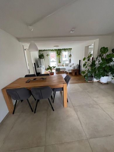 Wohnbereich und Küche