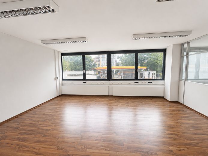 Spazio ufficio, posizione centrale – Foto 4