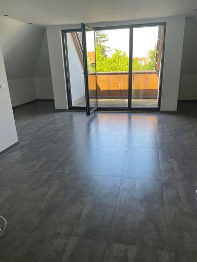 हेड्डेशाइम में रूफ टैरेस वाला असाधारण लॉफ्ट – Essbereich mit Dachterrasse