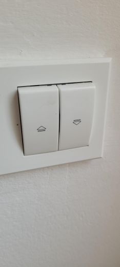 Für Kapitalanleger, nahezu Neubaustandard - 6,1 % Rendite nach Abzug der Umlagefähigen Kosten – Elektrische Rollläden 