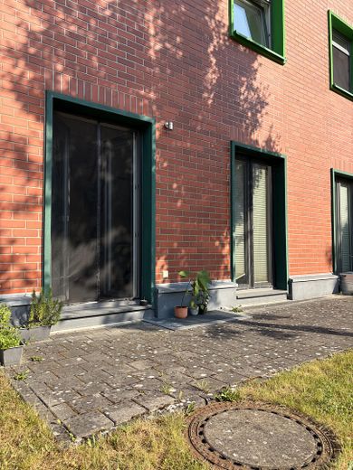Möbliertes & modernes Apartment mit All-In-Miete – Terrasse