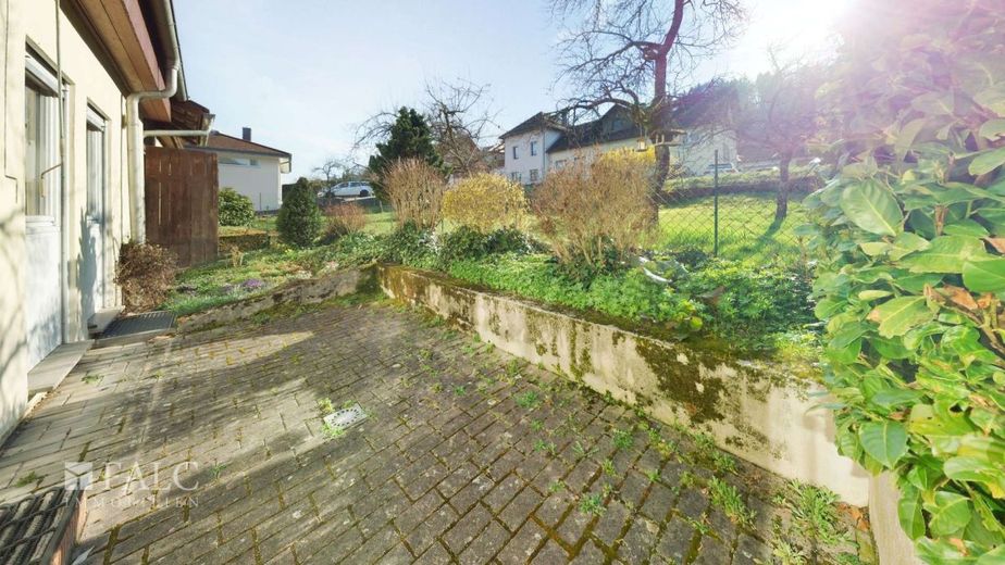 Hofanwesen mit Potenzial - FALC-Immobilien Öhringen – Terrasse