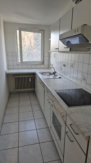 Luminoso appartamento di 2 locali ristrutturato, in una zona residenziale attraente – Foto 7
