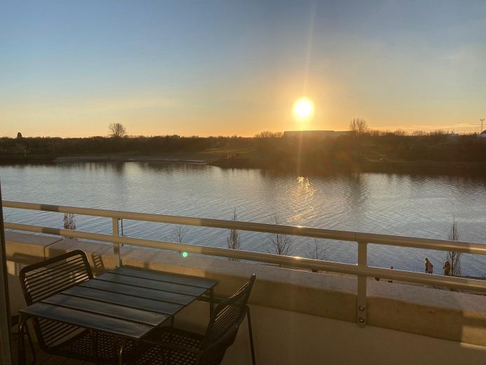 neuwertiges Luxus-Penthouse mit exklusiver Ausstattung  und traumhaften Weserblick in erster Reihe – Ausblick Terasse 