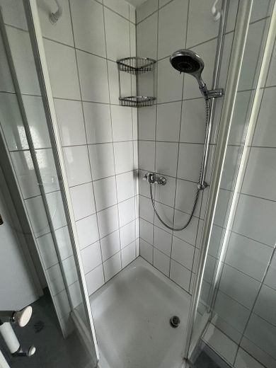 Elberfeld Hainstrasse Katernberg Appartamento mansardato bello e modernizzato – Dusche