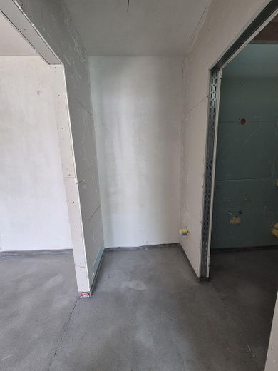 Wohnung im Bau, stadtnah im Hafenquartier Graf Bismark mit Balkon am Yachthafen/Kanal für 2 Personen – Hauswirtschaftsraum Whg. 28