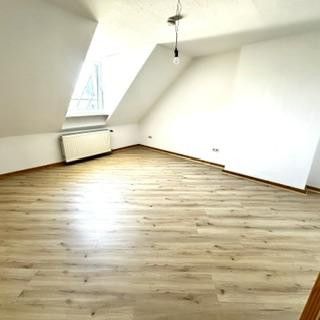 3-Raum DG Wohnung mit Balkon – फोटो 3