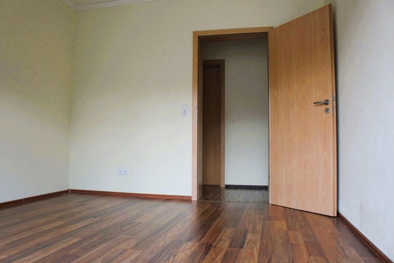 Privat/Provisionsfrei/4,5-Zi/77933 Lahr zum Kauf. – Foto 3