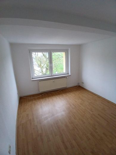 Schöne 4-Zimmerwohnung zentral gelegen zu vermieten – Schlafzimmer