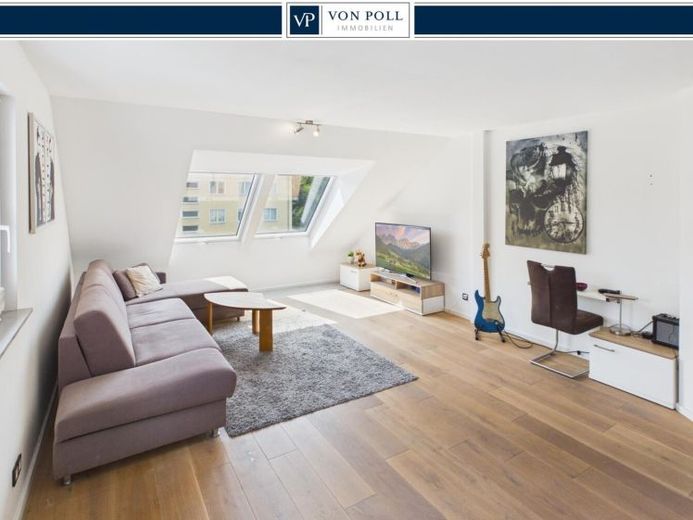 Moderne 2,5-Zimmer-Dachgeschosswohnung mit Stellplatz in Eil – Foto 1