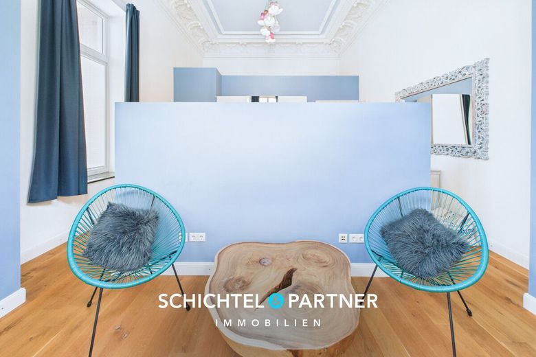 Vegesack | Einmalige Altbauwohnung in der Villa Fritze im Toscana-Stil – S&amp;P | Schlafbereich