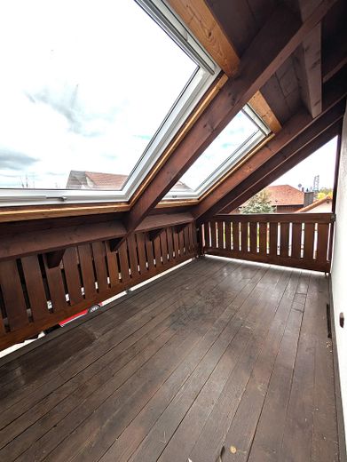 überdachter Balkon