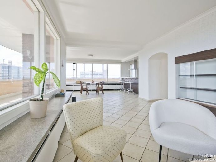 Above the rooftops of Bremen - large penthouse near the main train station – Foto 1