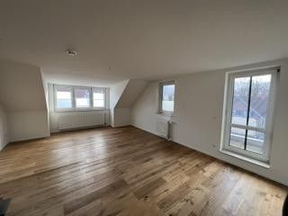 Modern 2.5-room maisonette apartment with south-facing balcony & walk-in closet in Münster-Hiltrup – Wohn-/Essbereich