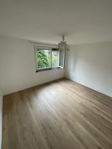 Exklusive 2-Zimmer-Wohnung mit Balkon und Stellplatz in Backnang – Photo 4